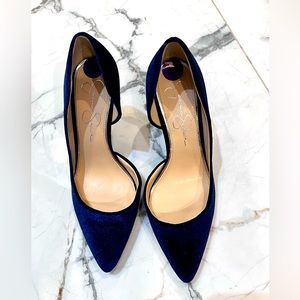 Comfy few wears. Great condition no scratches